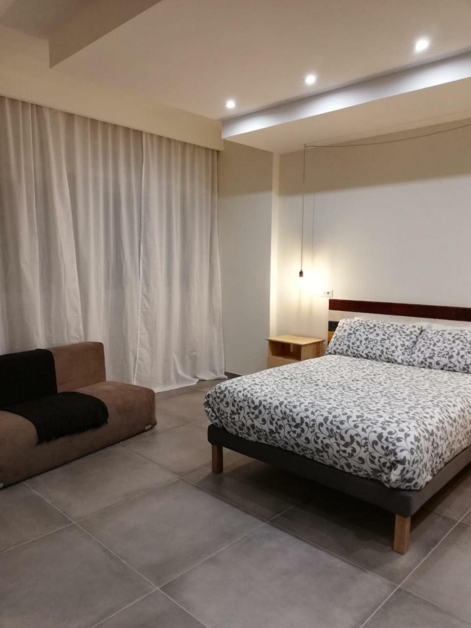 Апартаменты Dimora San Ferdinando 1 Бари Экстерьер фото